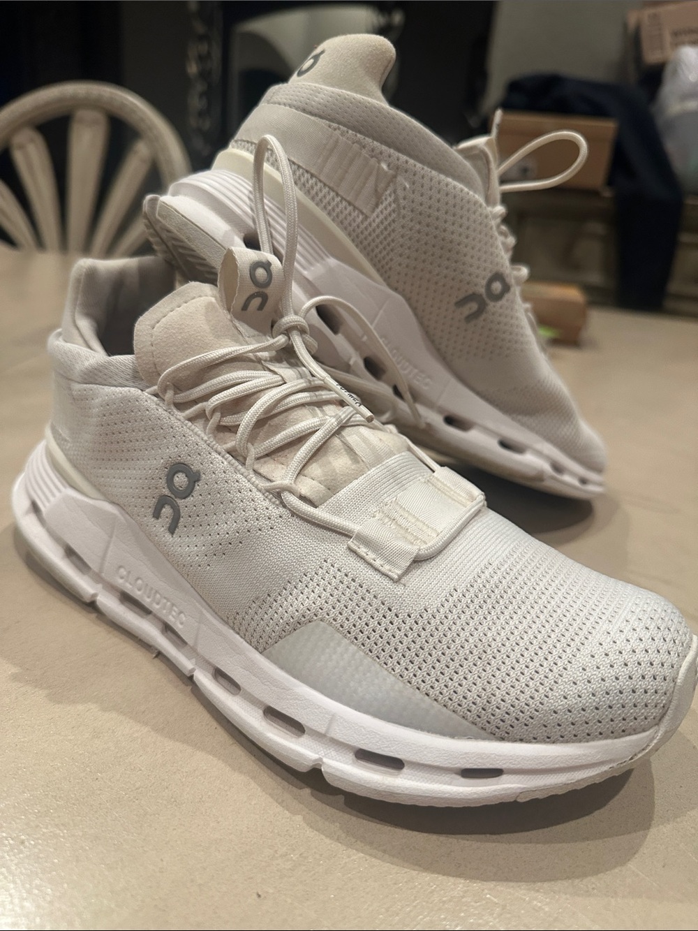 On Running Cloudnova Women’s Sneakers - White
